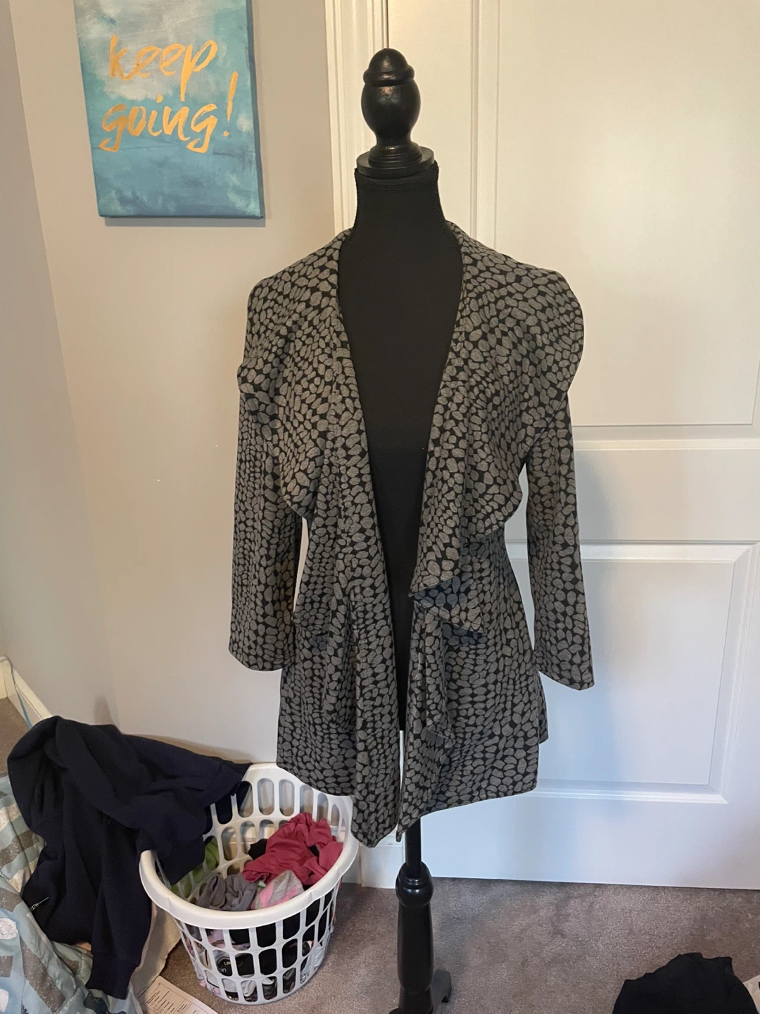 Calvin Klein Grey Patterned Cardigan - Size 2