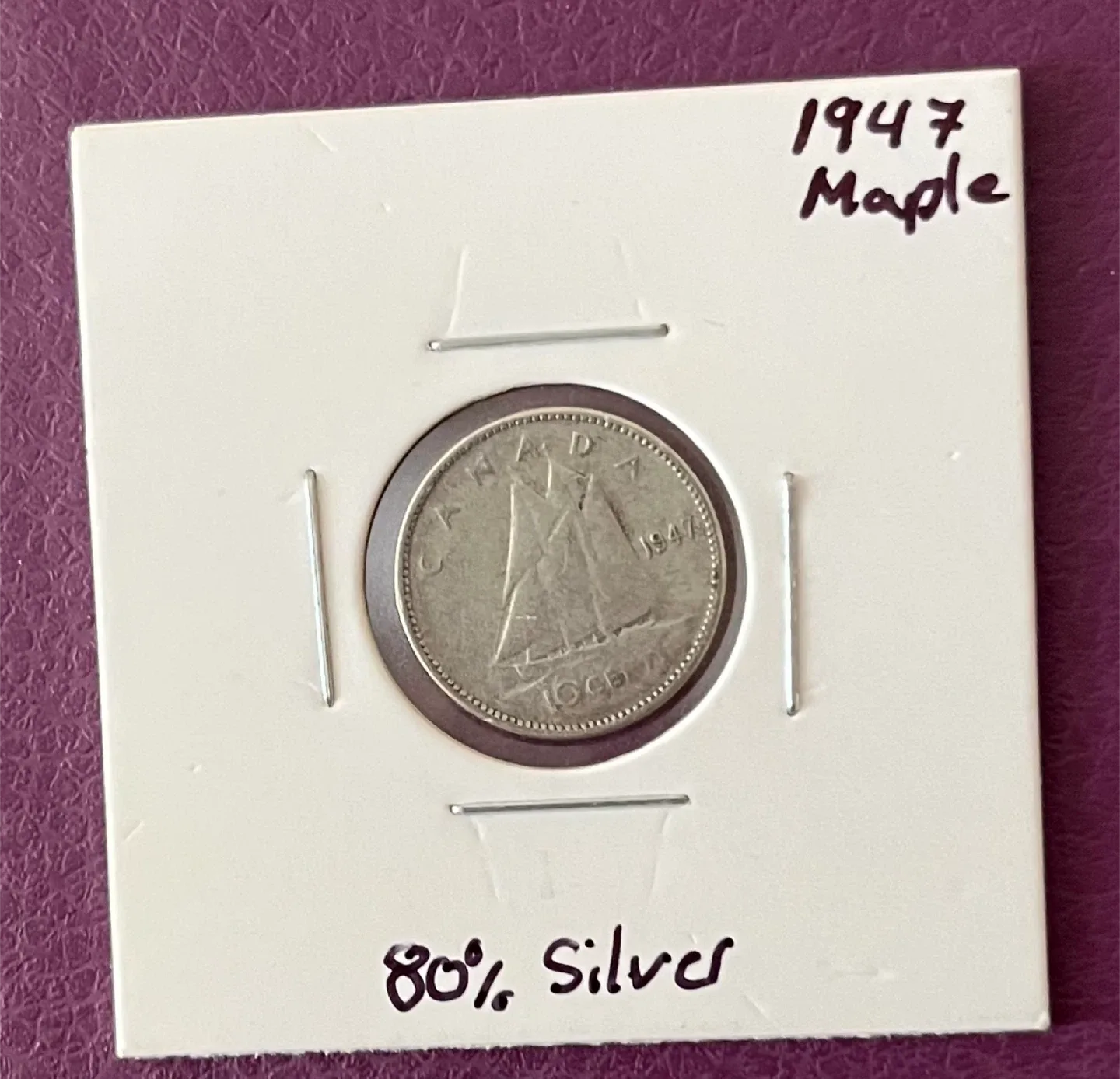 Vintage 1947 Canadian 10 Cent Coin image indicator(4)