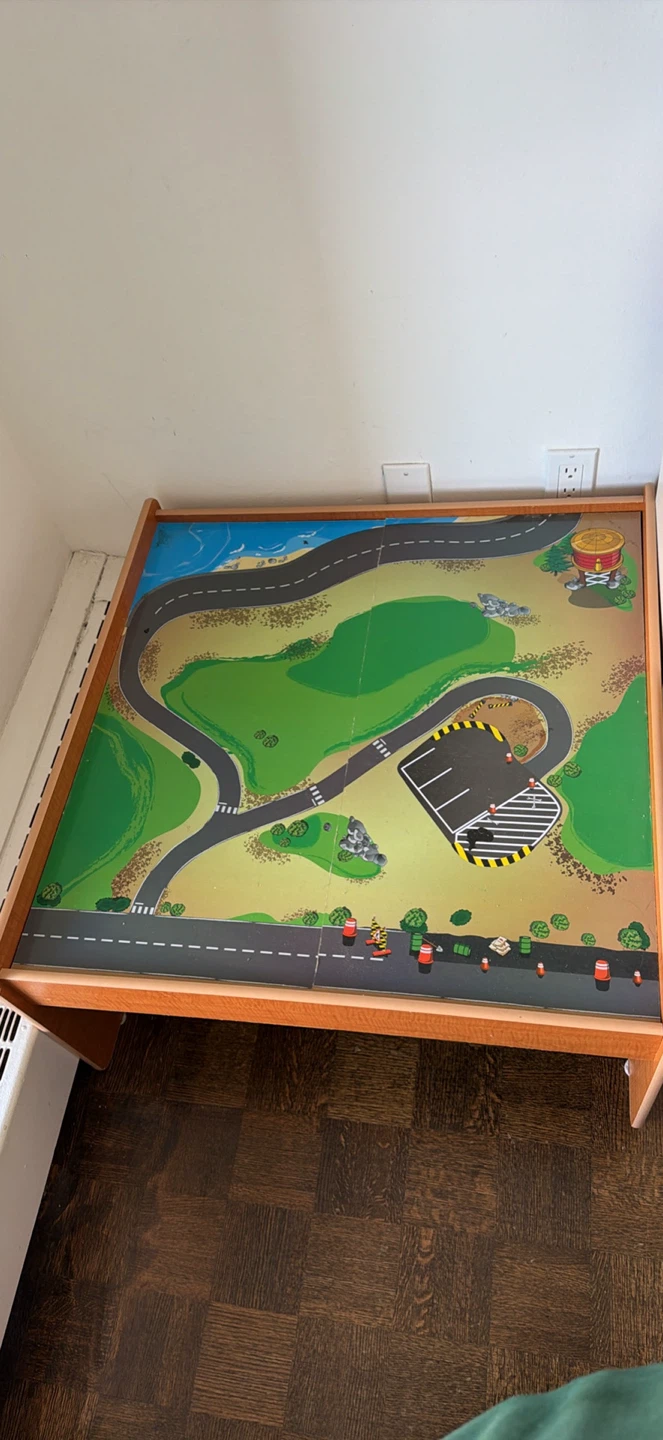 Melissa & Doug Wooden Activity Table - photo 2