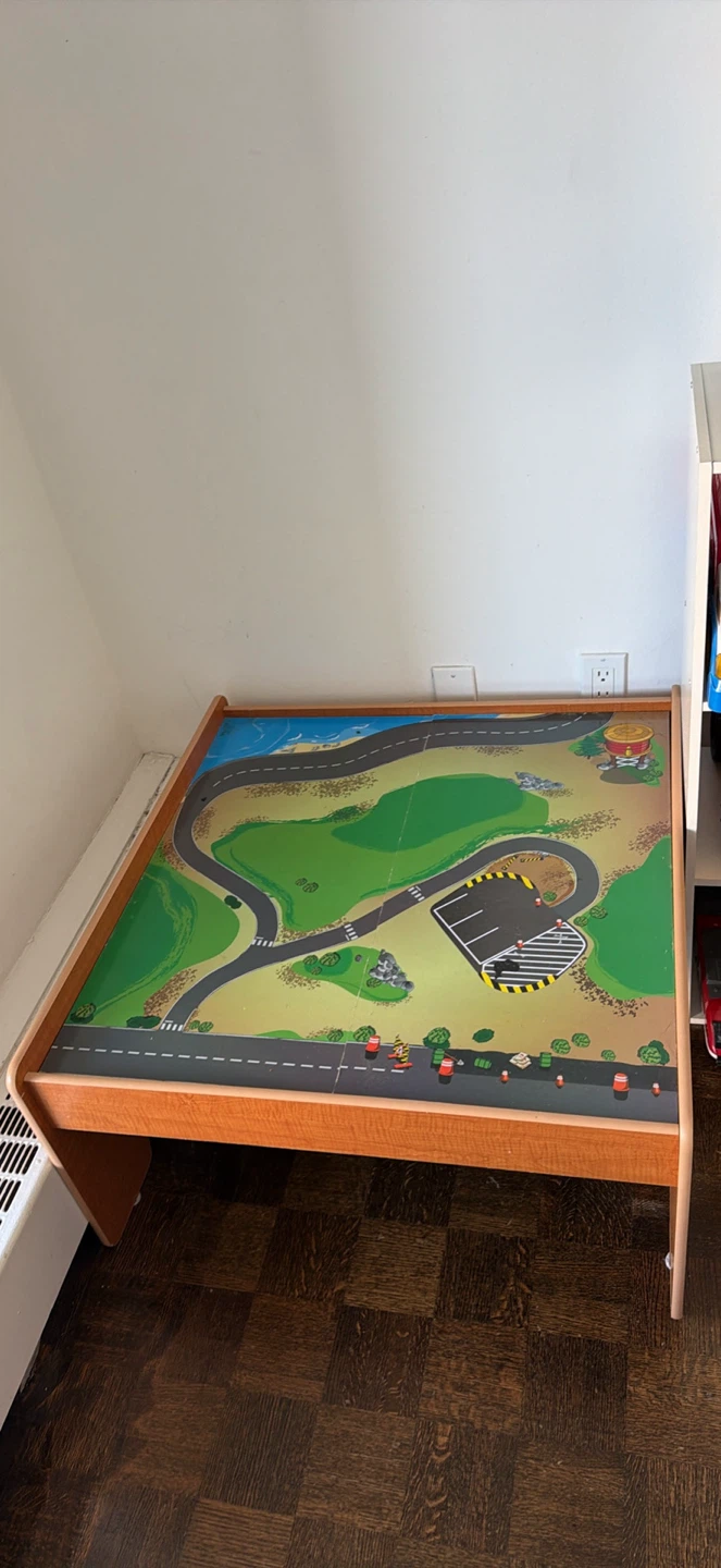 Melissa & Doug Wooden Activity Table
