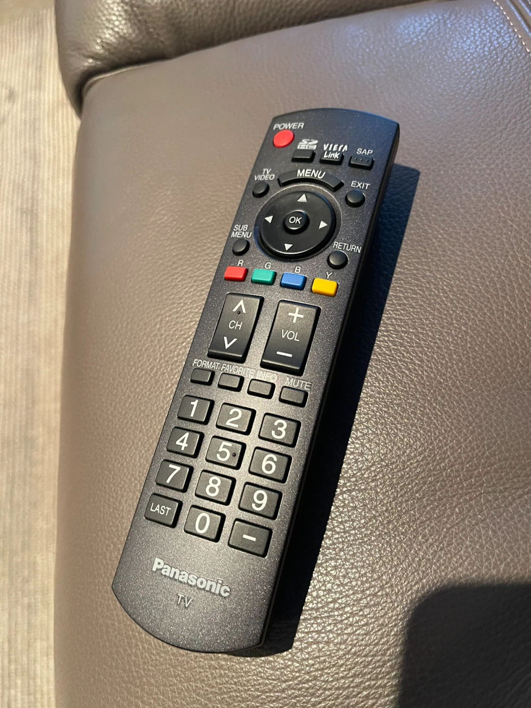 Great condition Panasonic 36" TV - photo 4