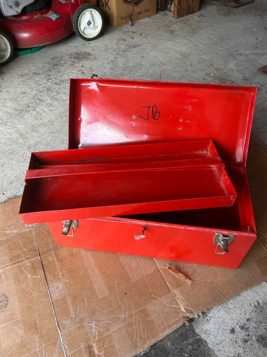 Red Metal Toolbox - photo 2