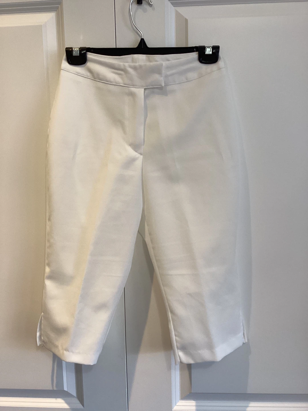 DYNAMITE WHITE CAPRI