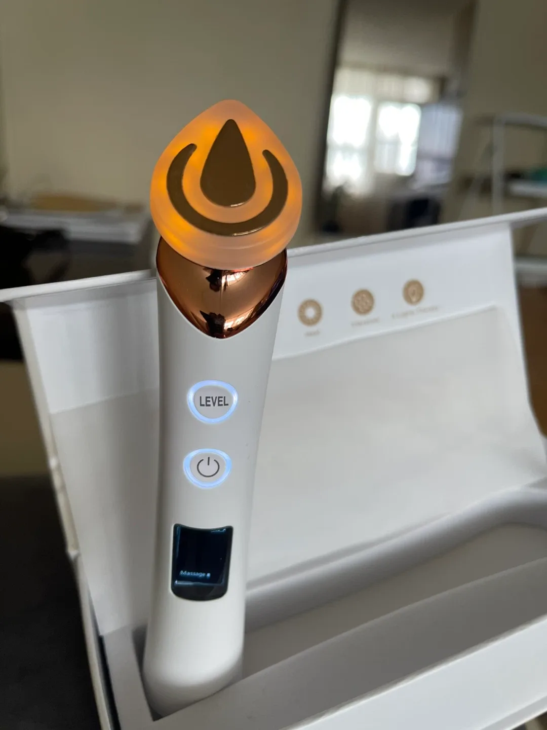 Ageless Pro Ultimate Care - Like New! image indicator(3)