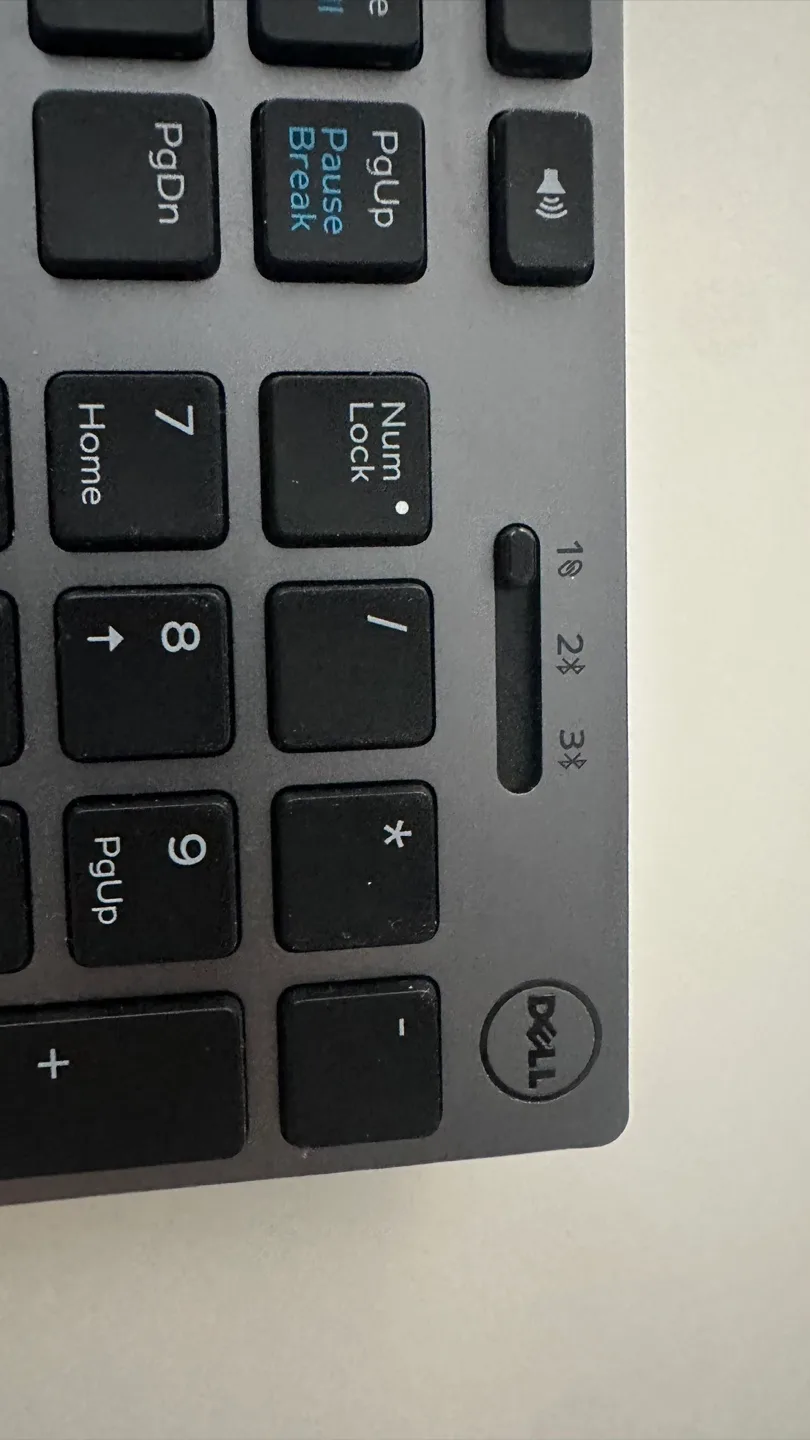 Dell Wireless Keyboard image indicator(4)