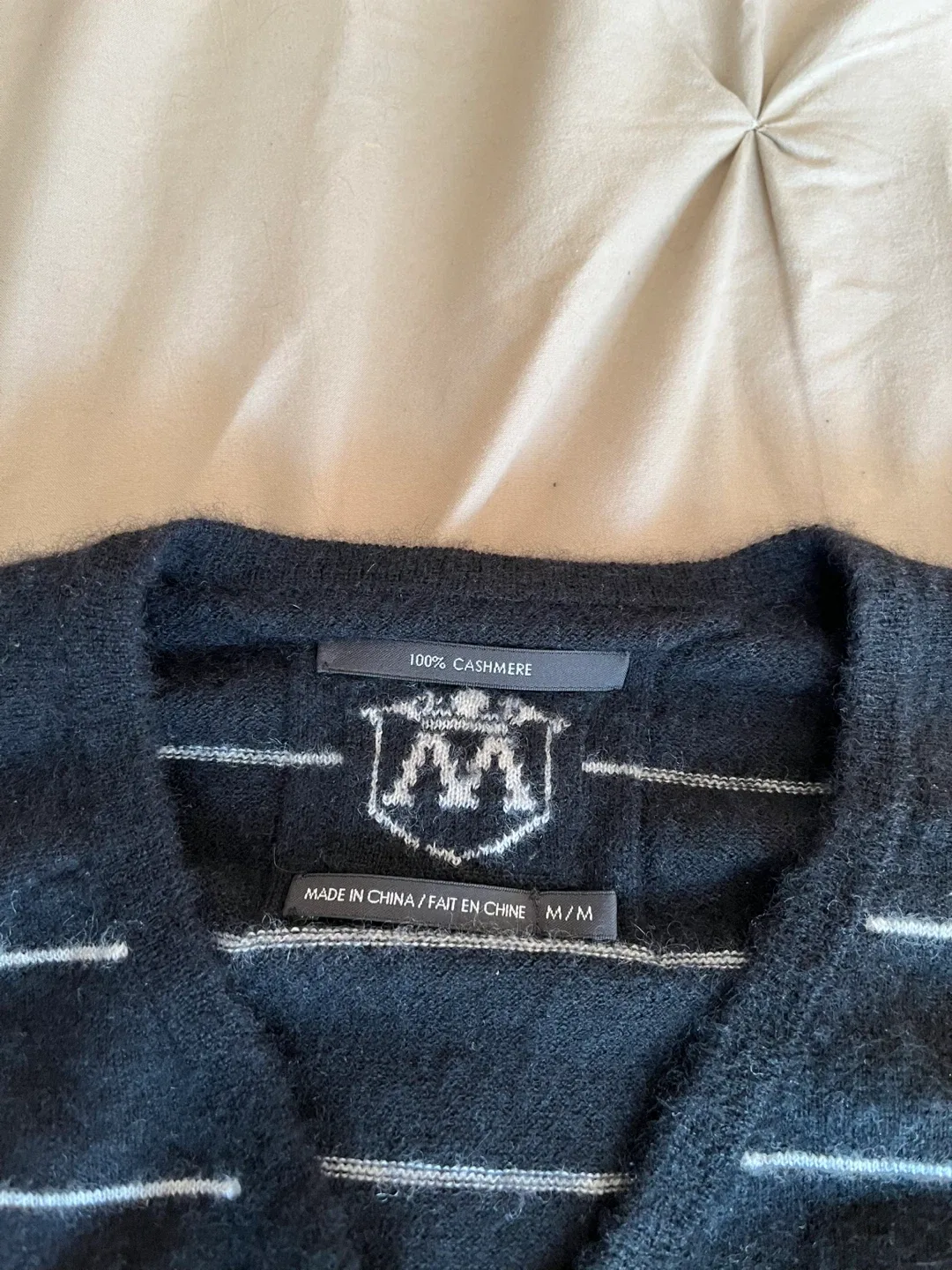 M Made in Italy Cashmere Sweater - M image indicator(3)