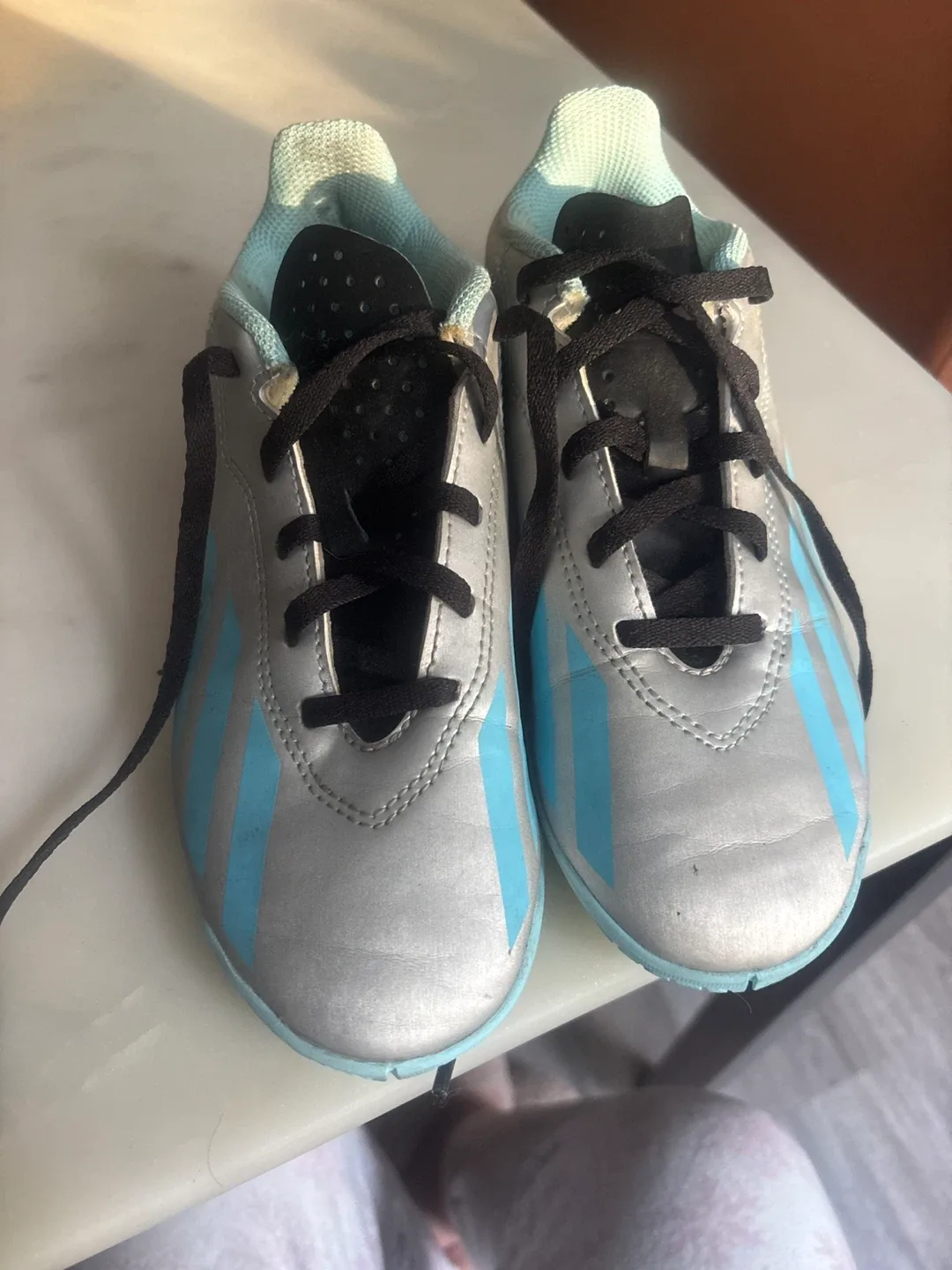 Adidas Messi Soccer Shoes US size 3 image indicator(2)