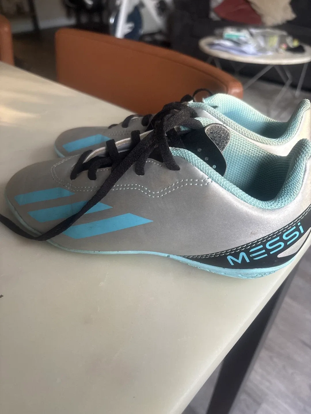 Adidas Messi Soccer Shoes US size 3 image indicator(3)