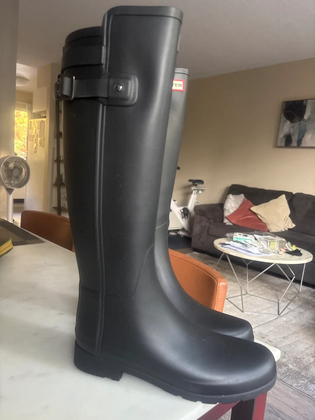 Hunter Rain Boots - Black Size 8 image indicator(2)