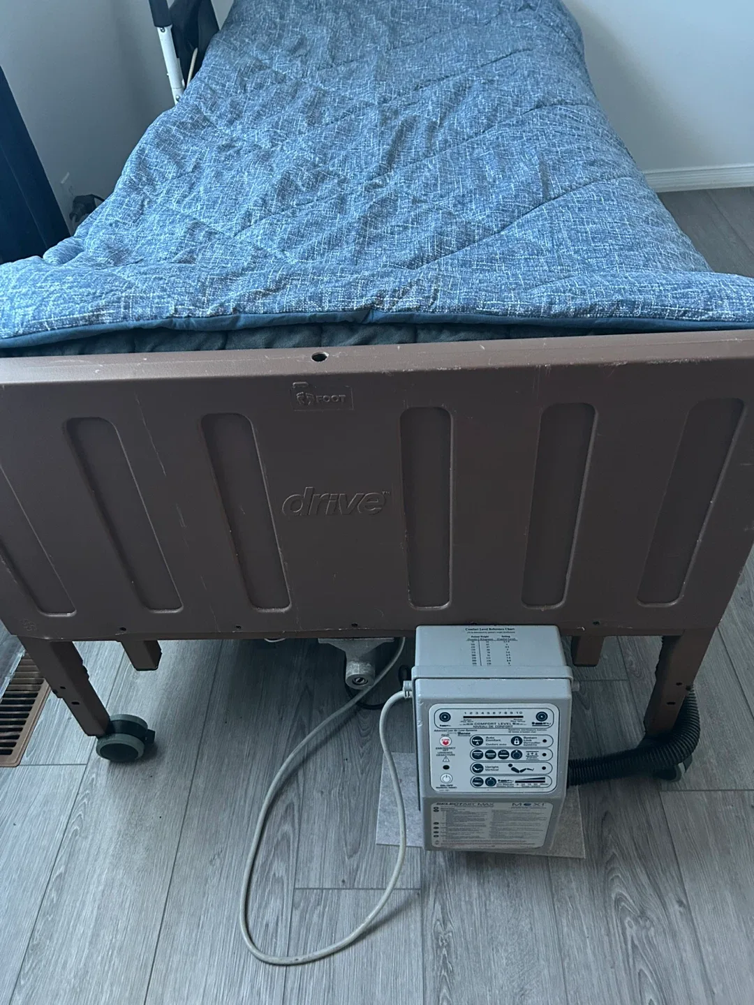 Drive Medical Electric Hospital Bed image indicator(2)