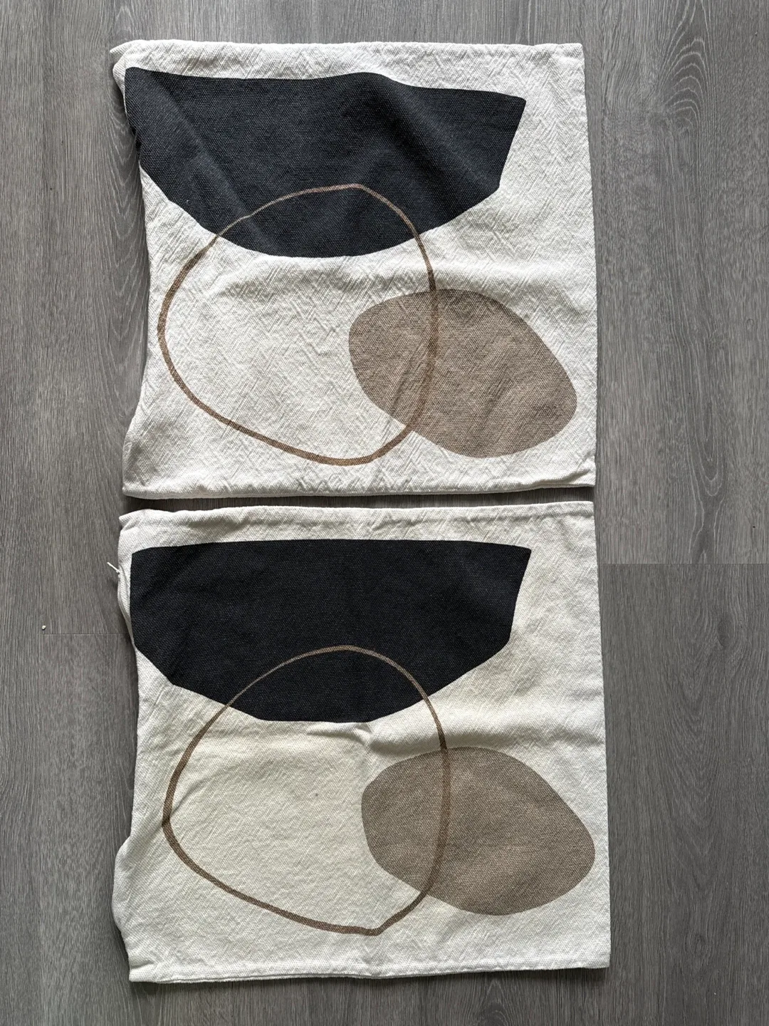 Set of 2 Decorative Pillow Covers thumbnail