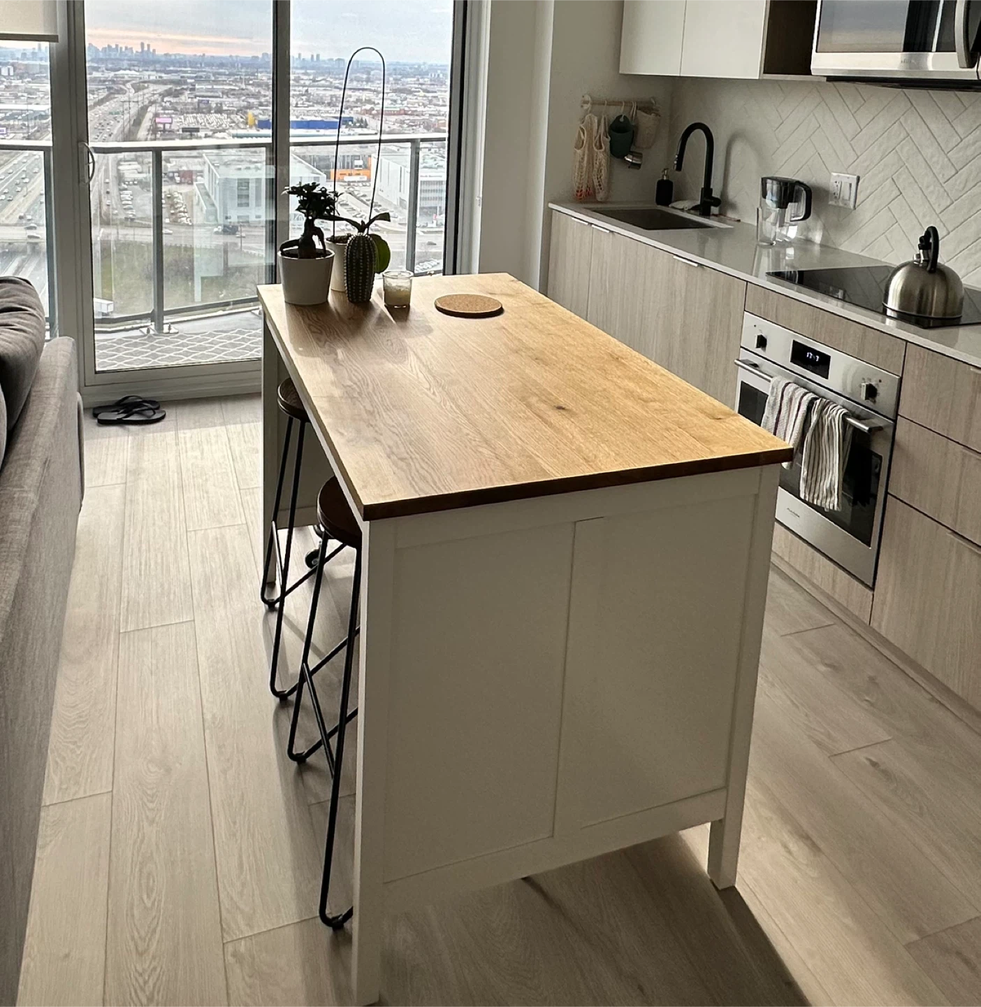 IKEA TORNVIMEN  Kitchen Island