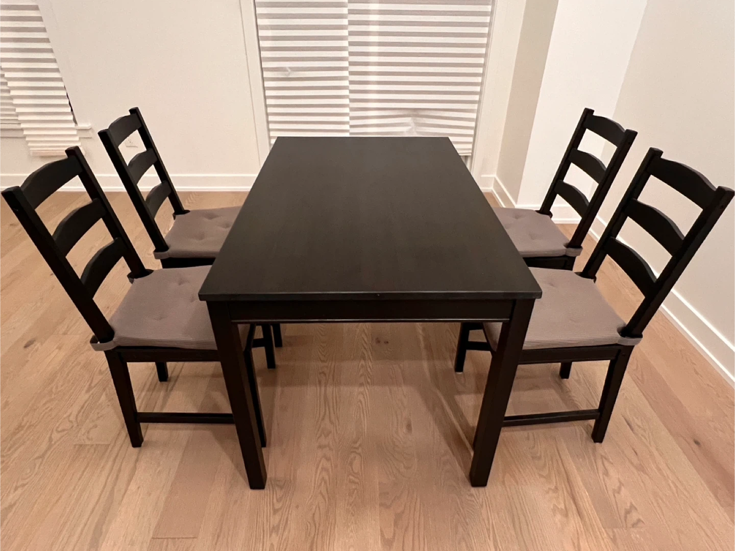 IKEA JOKKMOKK Dining Table with 4 Chairs - photo 2