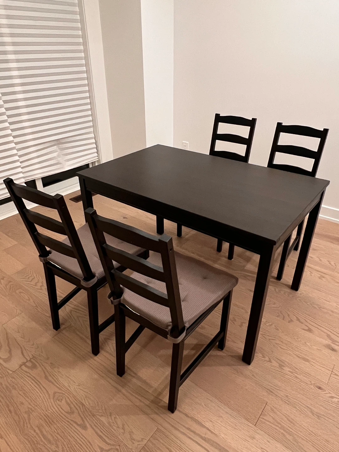 IKEA JOKKMOKK Dining Table with 4 Chairs - photo 3