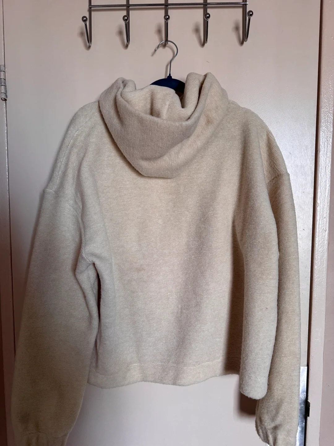 ZARA Cream Hoodie - Size L image indicator(2)