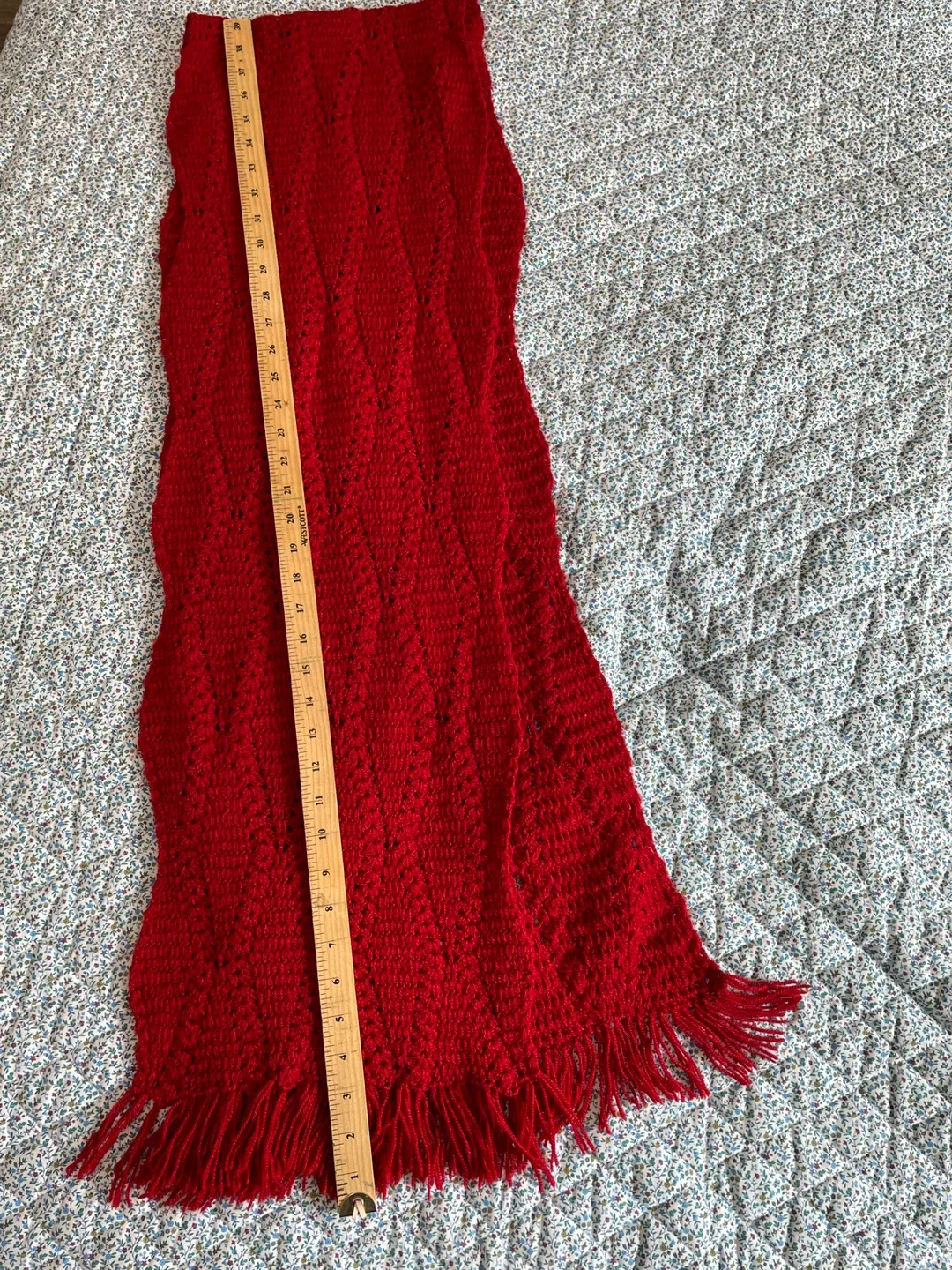 Handmade Red Crochet Scarf image indicator(4)