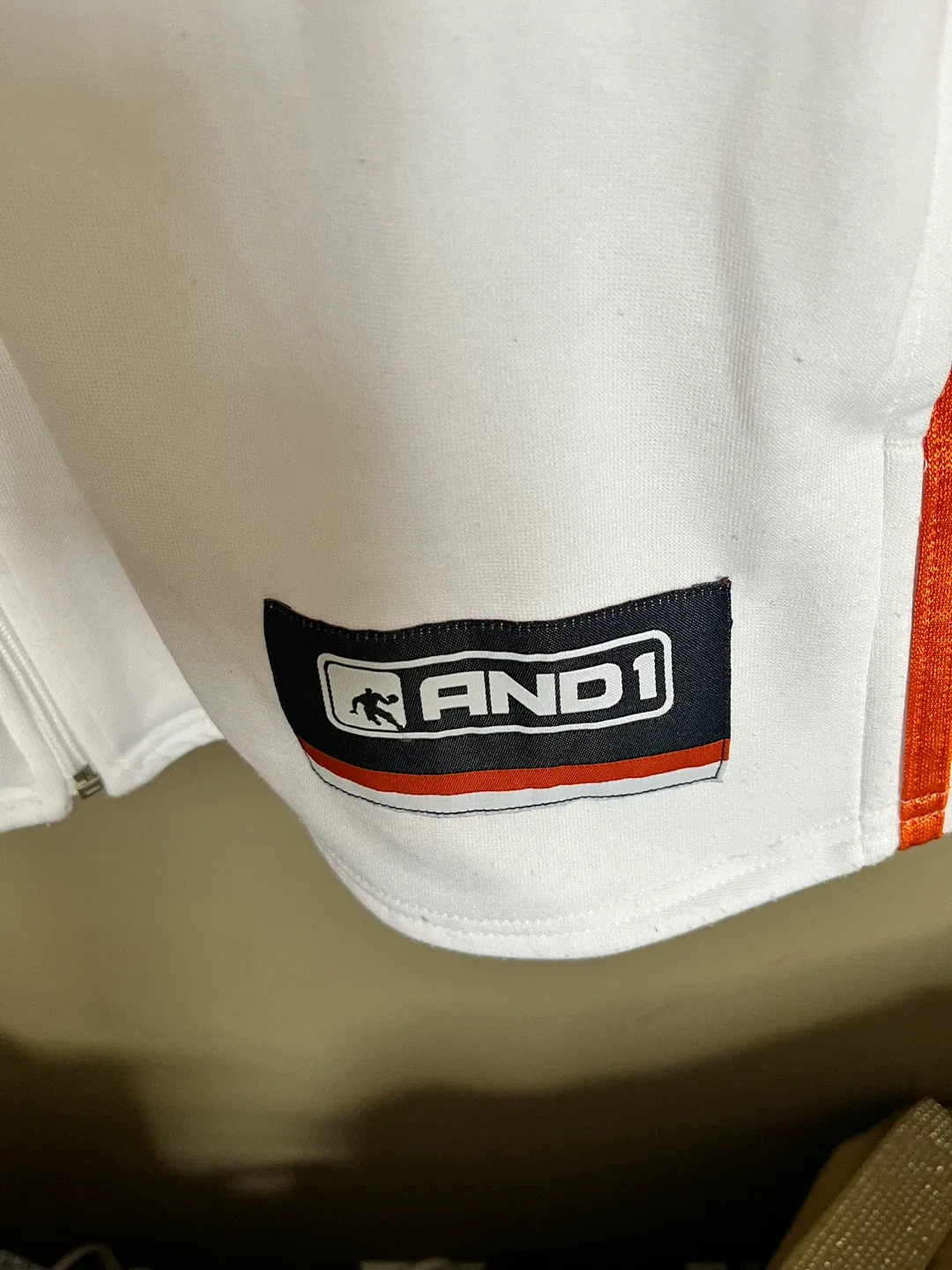 AND1 White & Orange Jacket - Size 2XL image indicator(3)