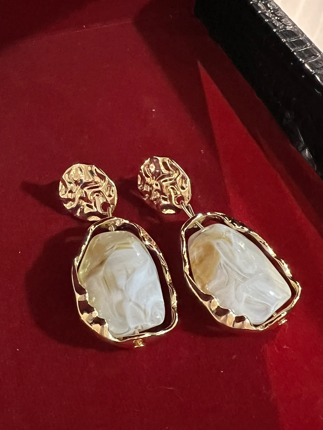 Statement Dangle Earrings - Gold & White - photo 3