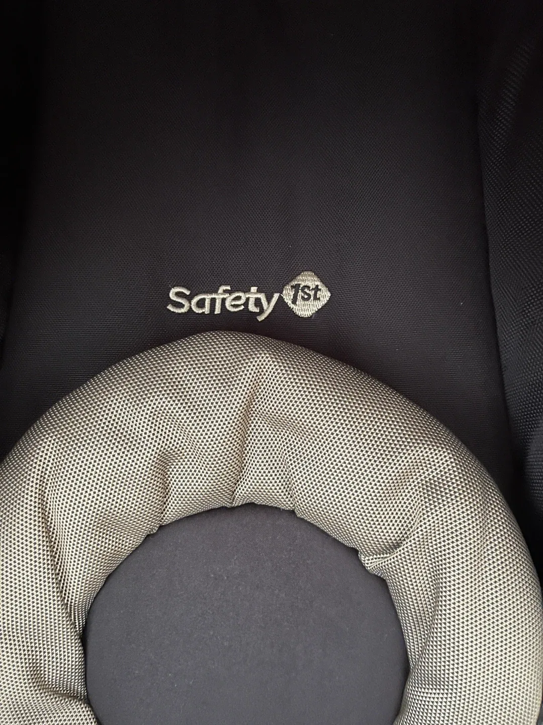 Safety 1st OnBoard 35 Infant Car Seat image indicator(4)