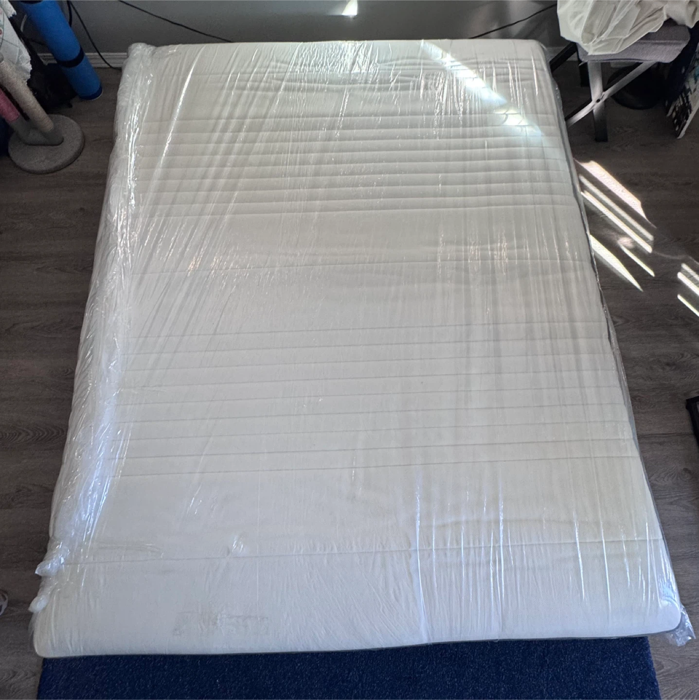 IKEA Haugsvar Mattress Queen - photo 4