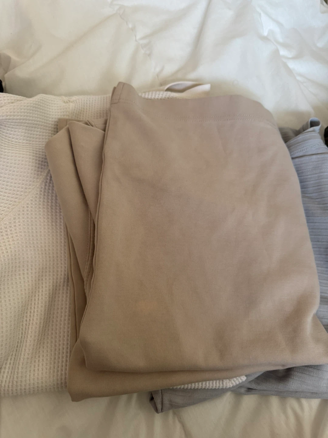 Assorted clothing items - photo 2
