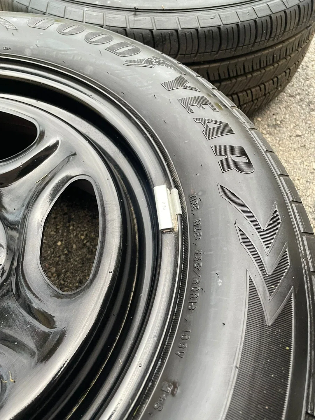Tires with Rims image indicator(4)