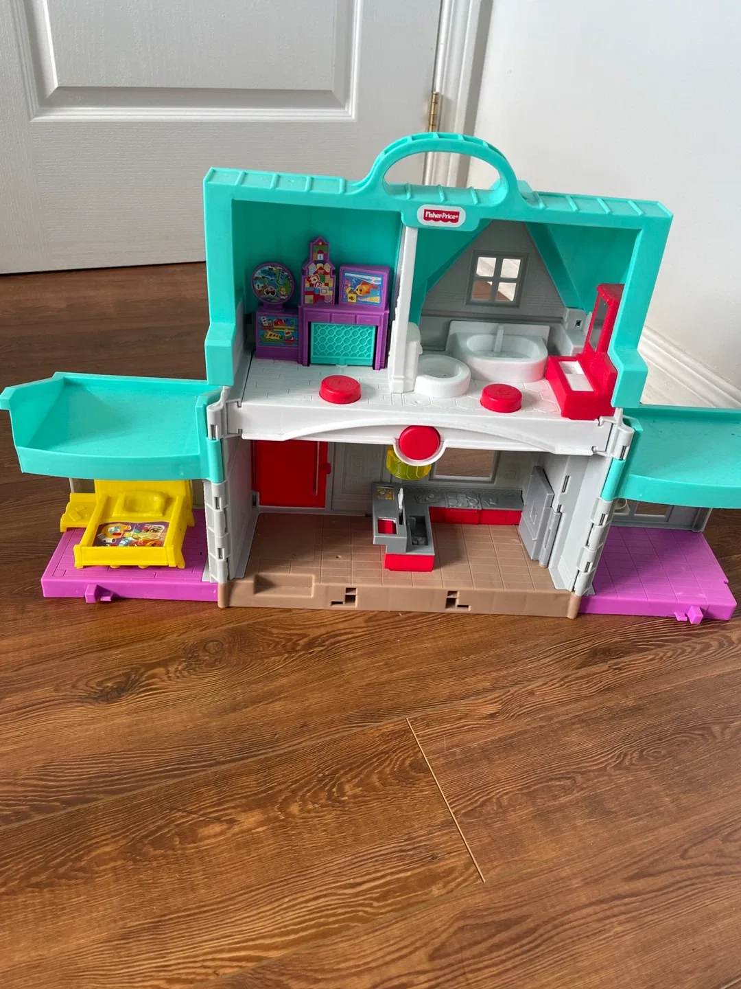 Fisher-Price Little People Carry Along Playset image indicator(3)