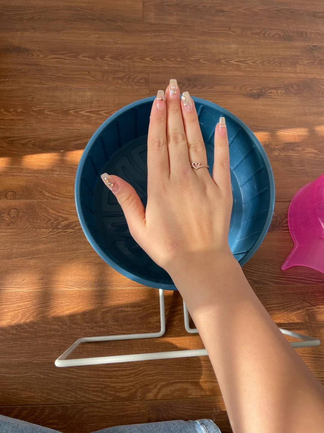 Hamster Wheel & Hideouts image indicator(3)