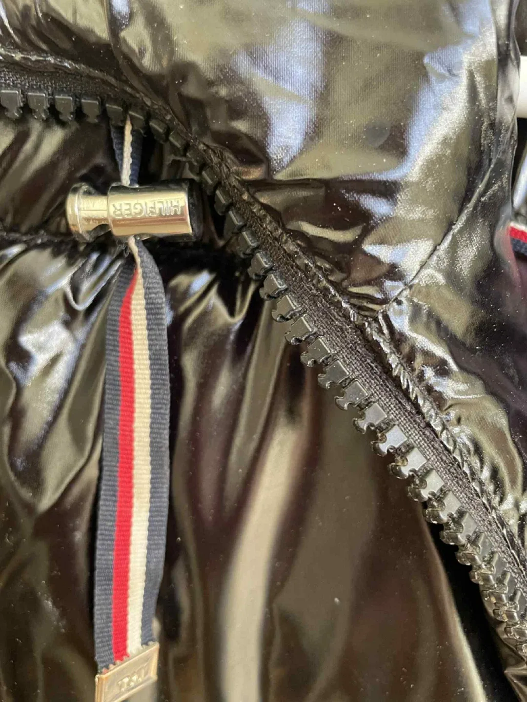 Puffer jacket image indicator(5)