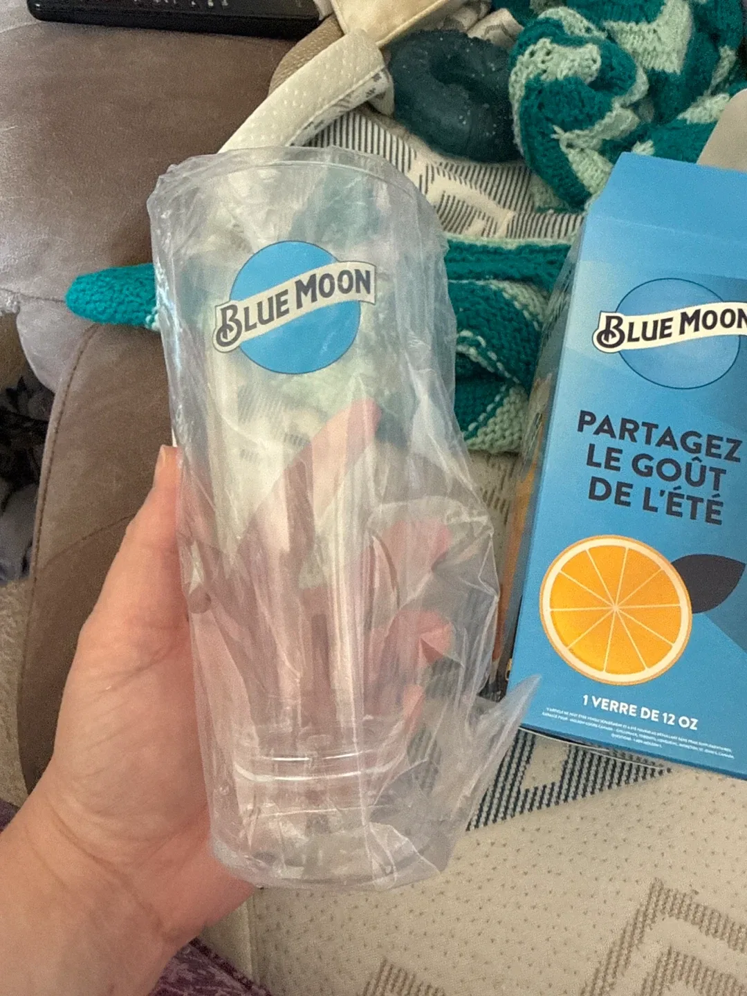 Blue Moon Drinkware Set - New in Box! image indicator(2)