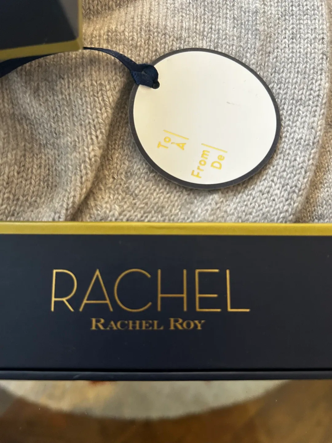 Rachel Roy 100% Cashmere Scarf - New in Box! image indicator(4)