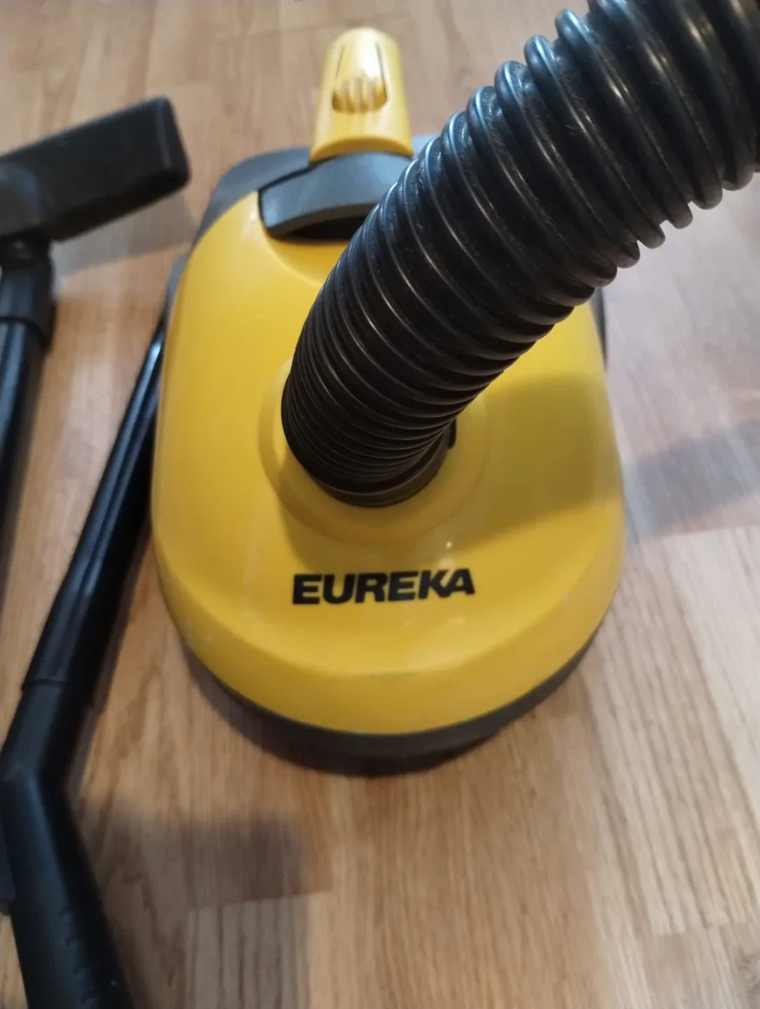 Eureka Mini Mite Super Lite Vacuum image indicator(4)