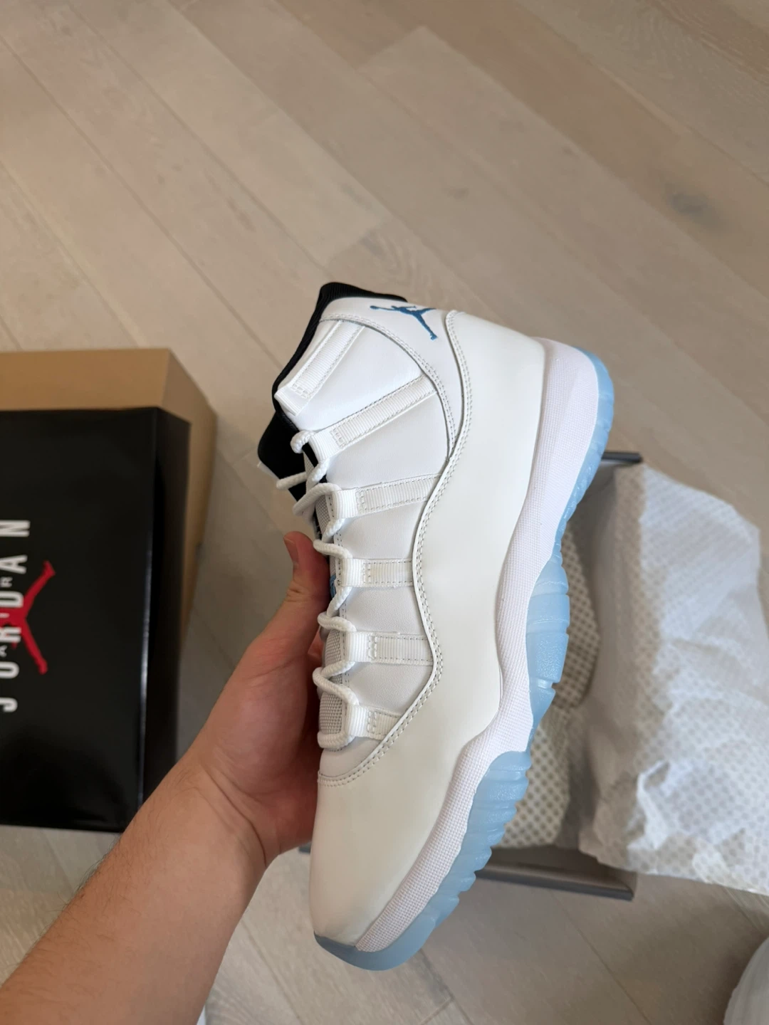 Air Jordan 11 Retro Legend Blue - Size 11 - photo 2