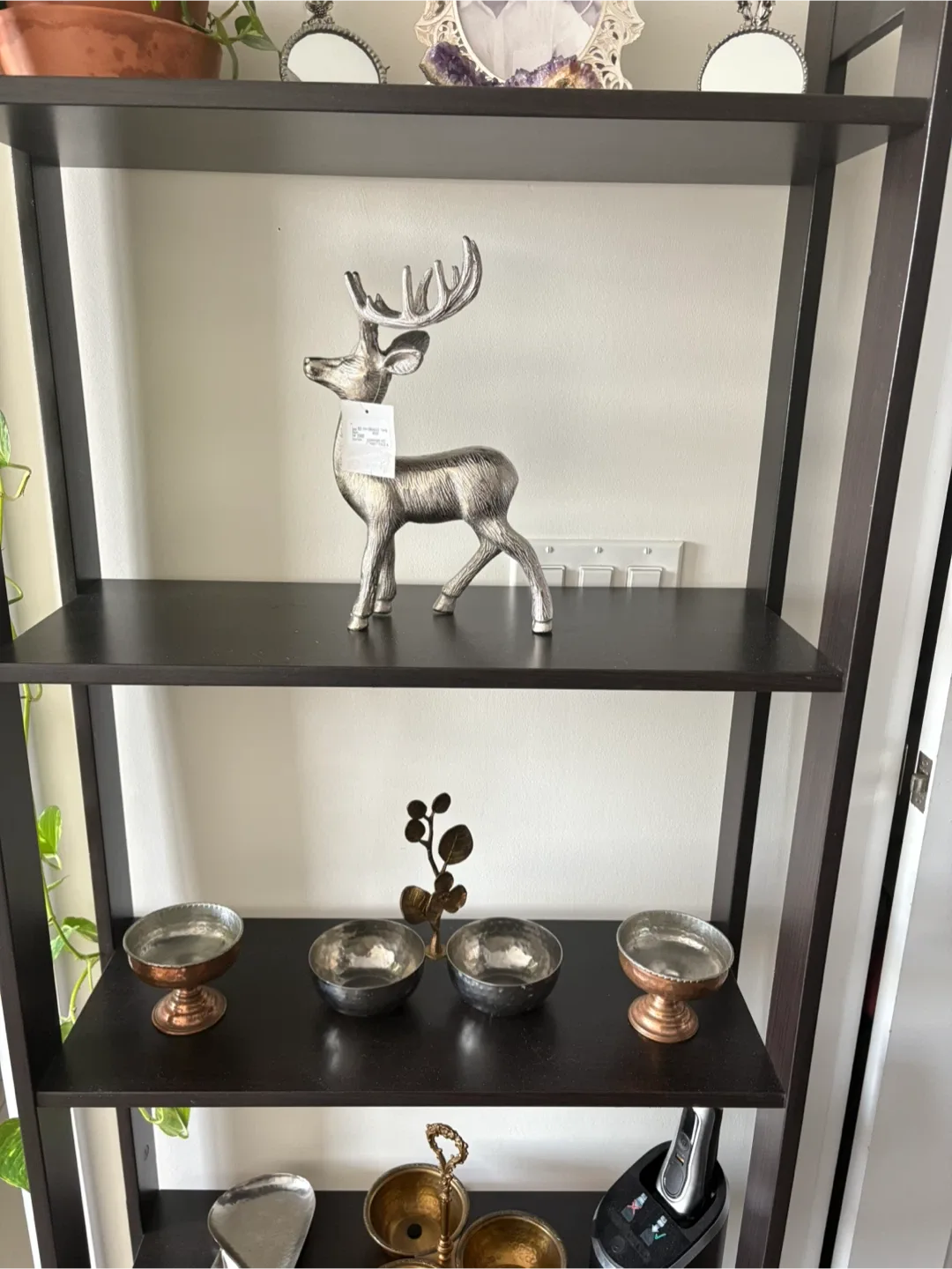 Silver Decorative Reindeer image indicator(2)