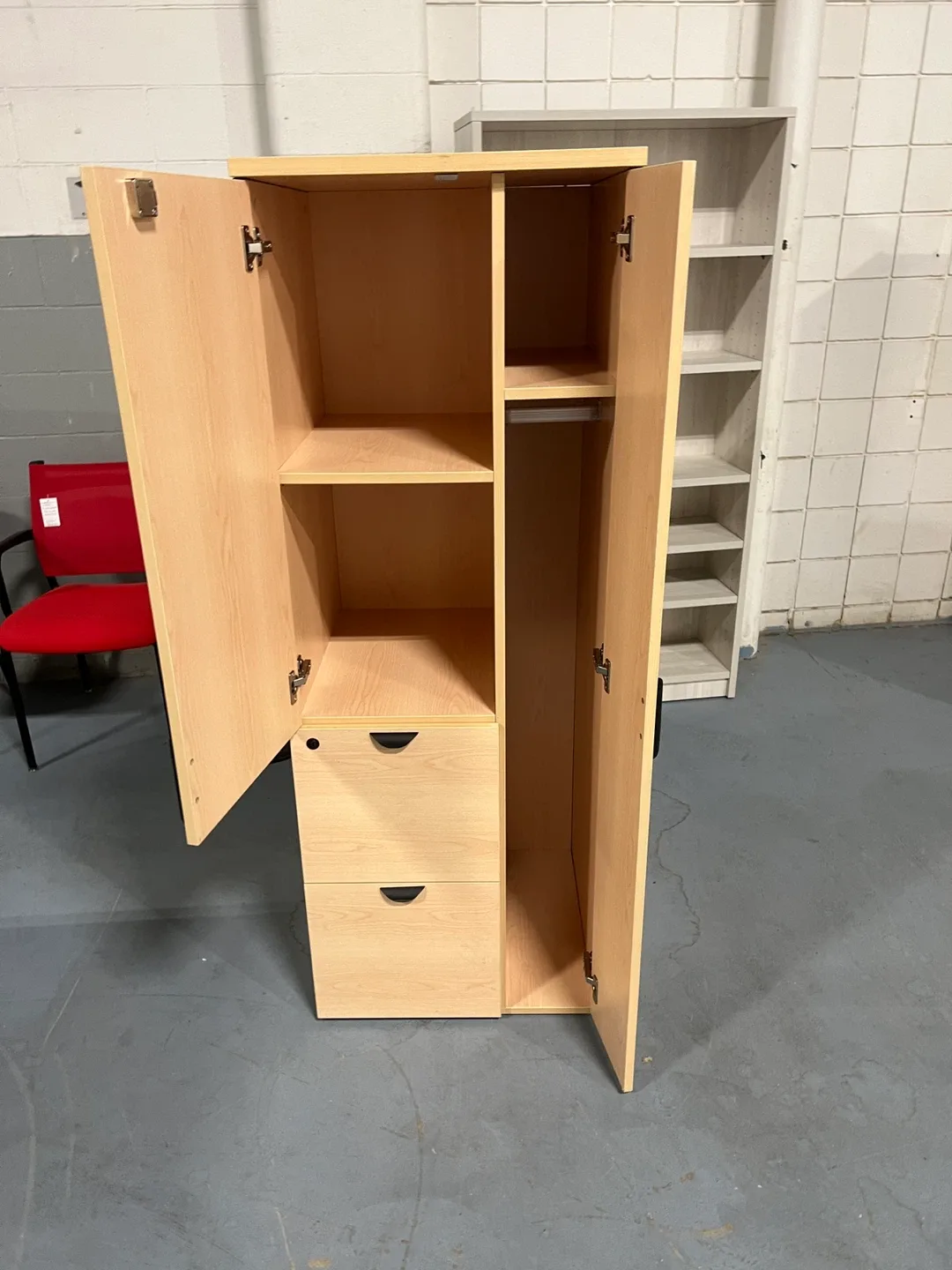 Hortwood Wardrobe with Drawers image indicator(2)