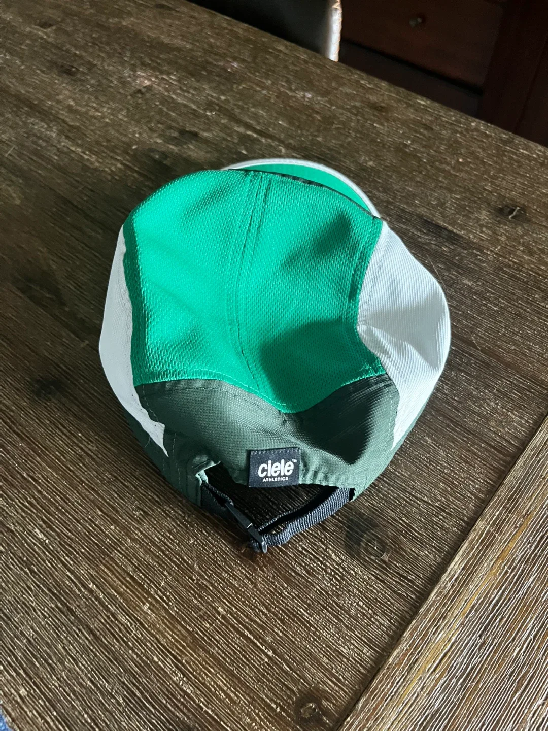 Ciele Athletics GoCap - Green/White image indicator(2)