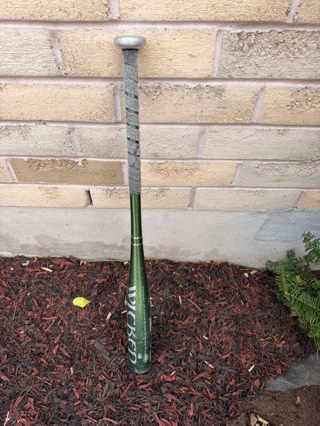 Softball & Little League Hardball Bats image indicator(10)