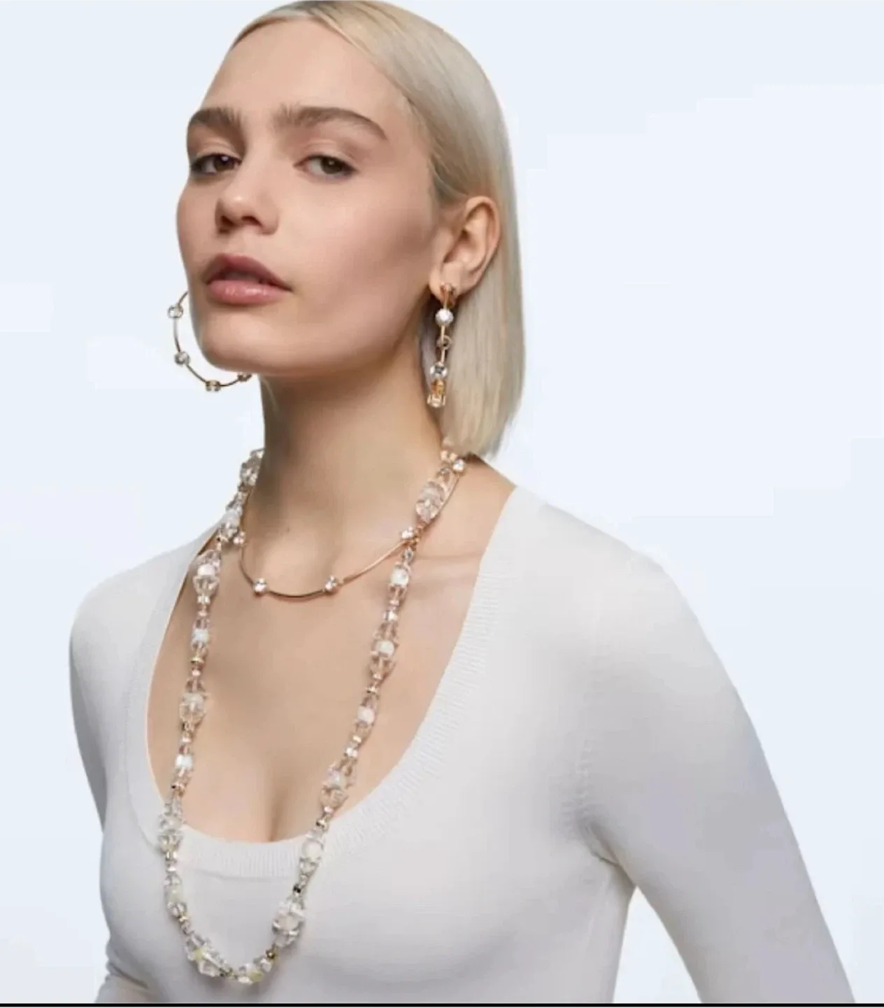 Swarovski Constella Hoop Earrings image indicator(7)