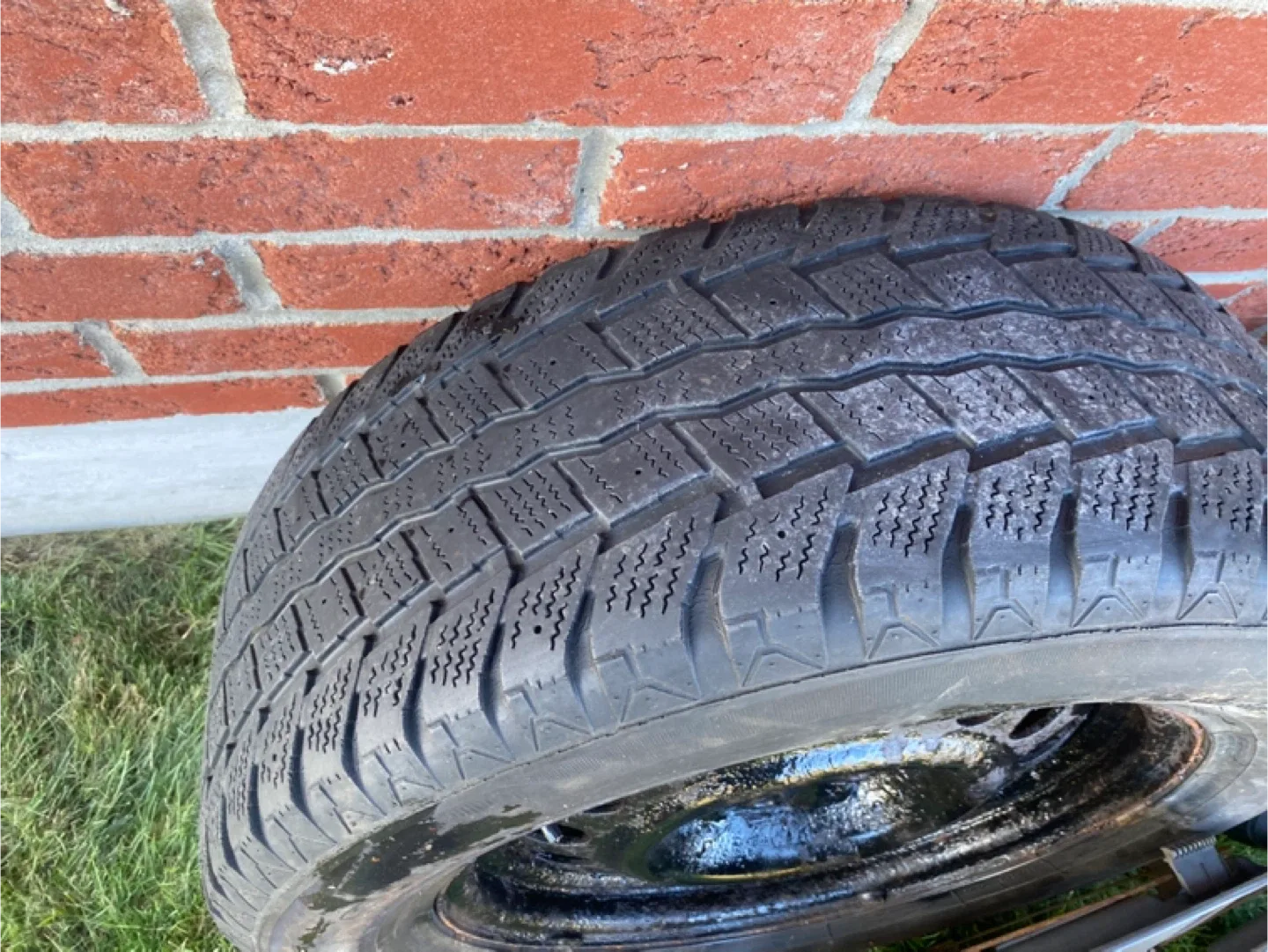 Set of 4 Winter Tires image indicator(2)