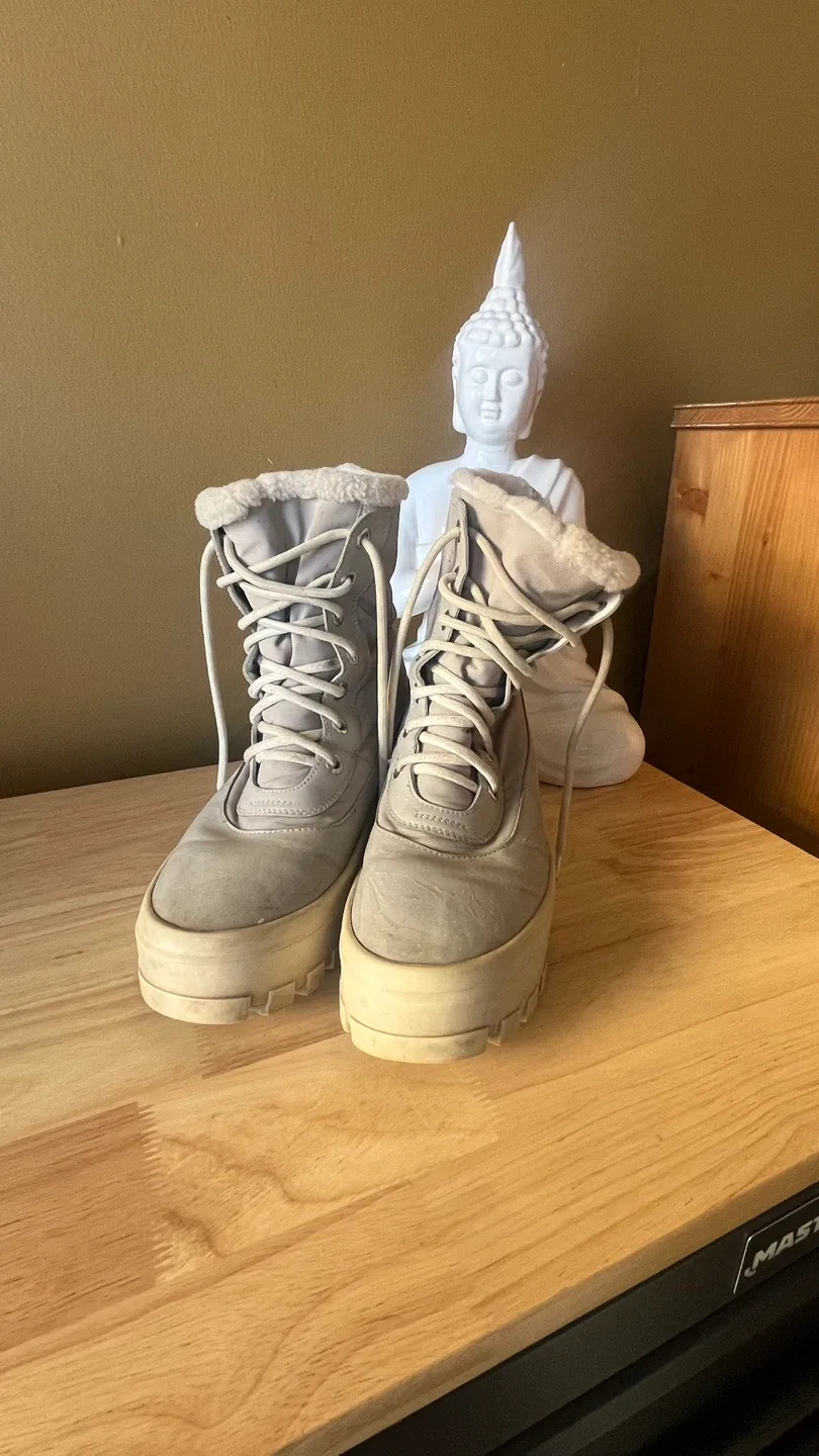 Mackage Hero-W Shearling Winter Boots - Champagne image indicator(8)