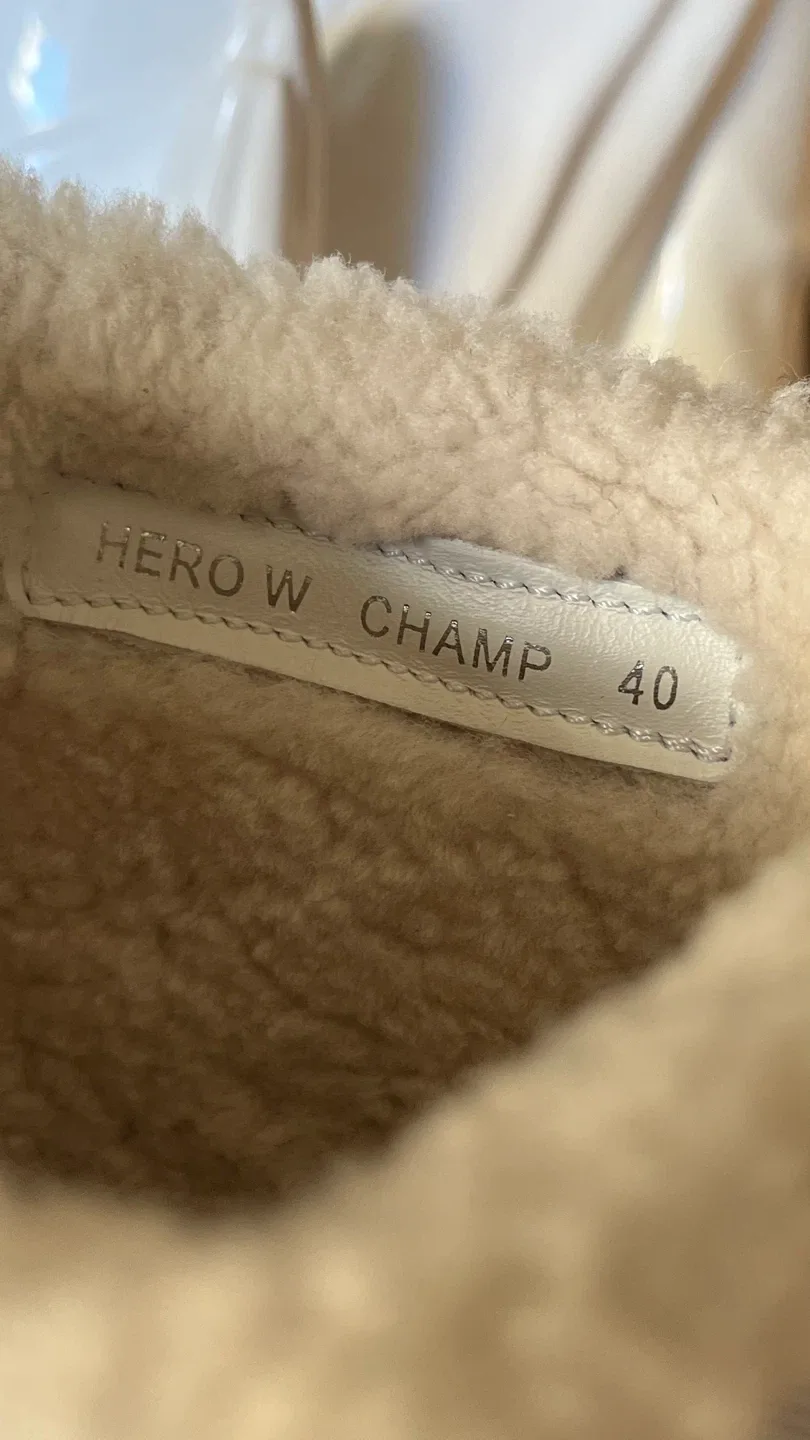 Mackage Hero-W Shearling Winter Boots - Champagne image indicator(9)