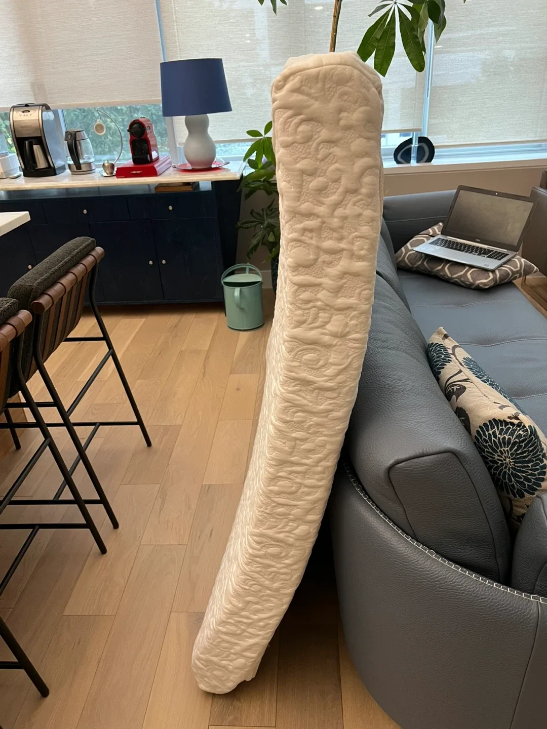 White Mattress sofa bed or kids room image indicator(2)