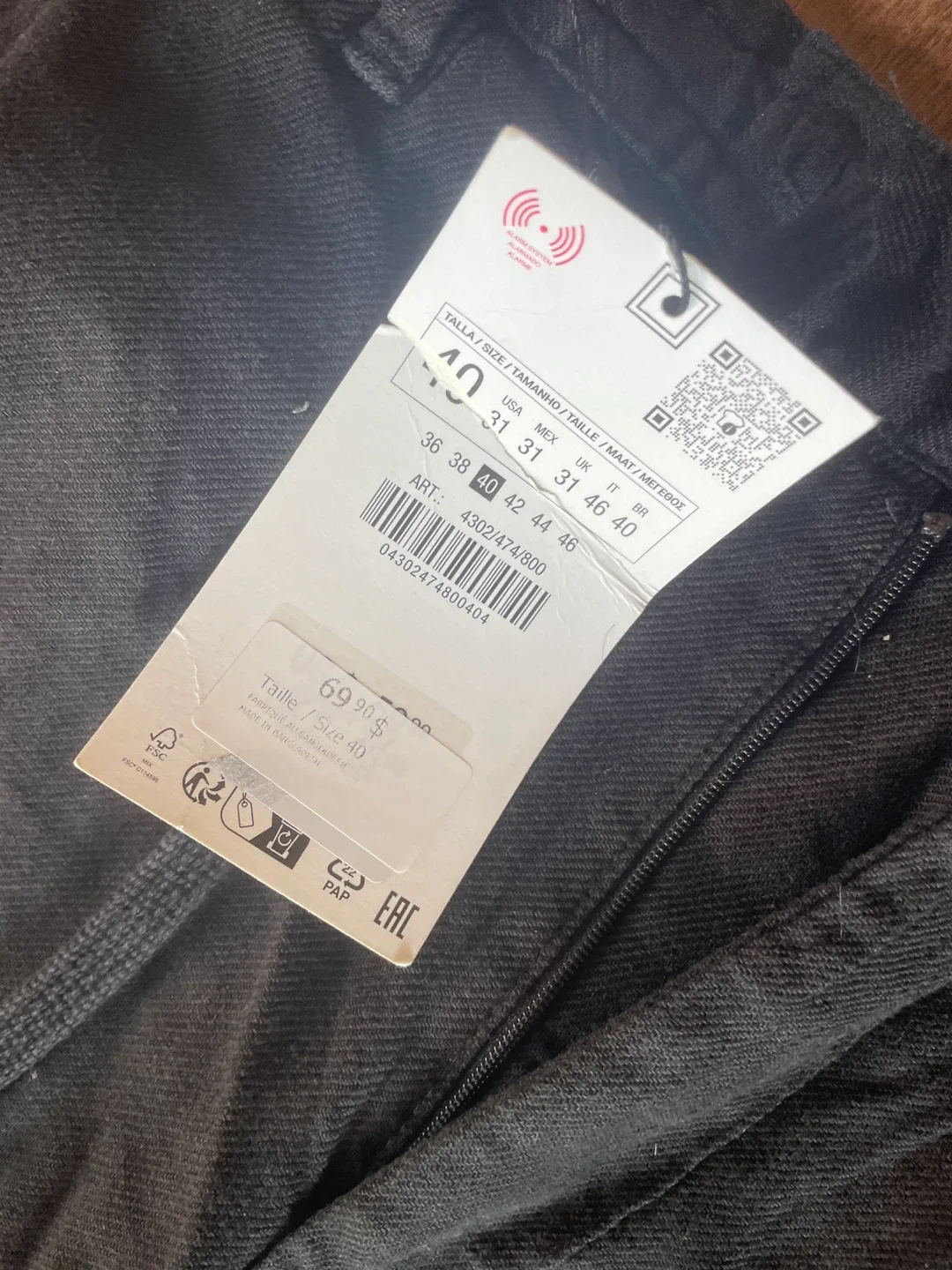 Zara Black Trousers - Size 31 image indicator(3)