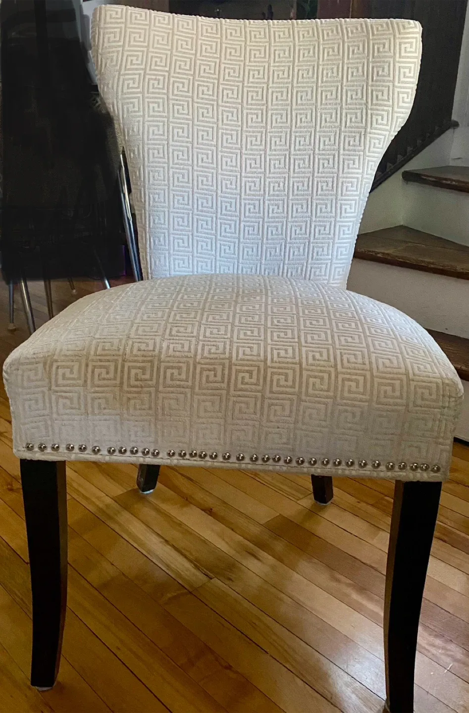 Modern Armless Accent Chair image indicator(4)