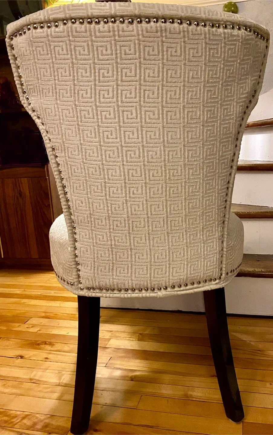 Modern Armless Accent Chair image indicator(5)