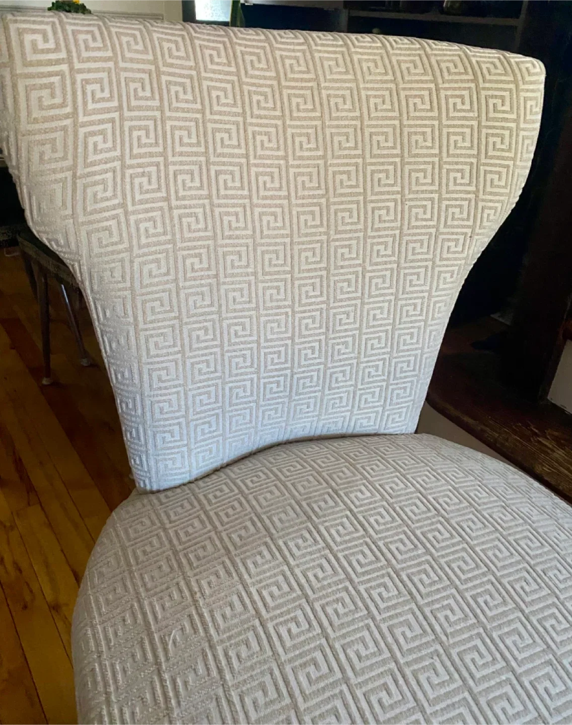 Modern Armless Accent Chair image indicator(3)