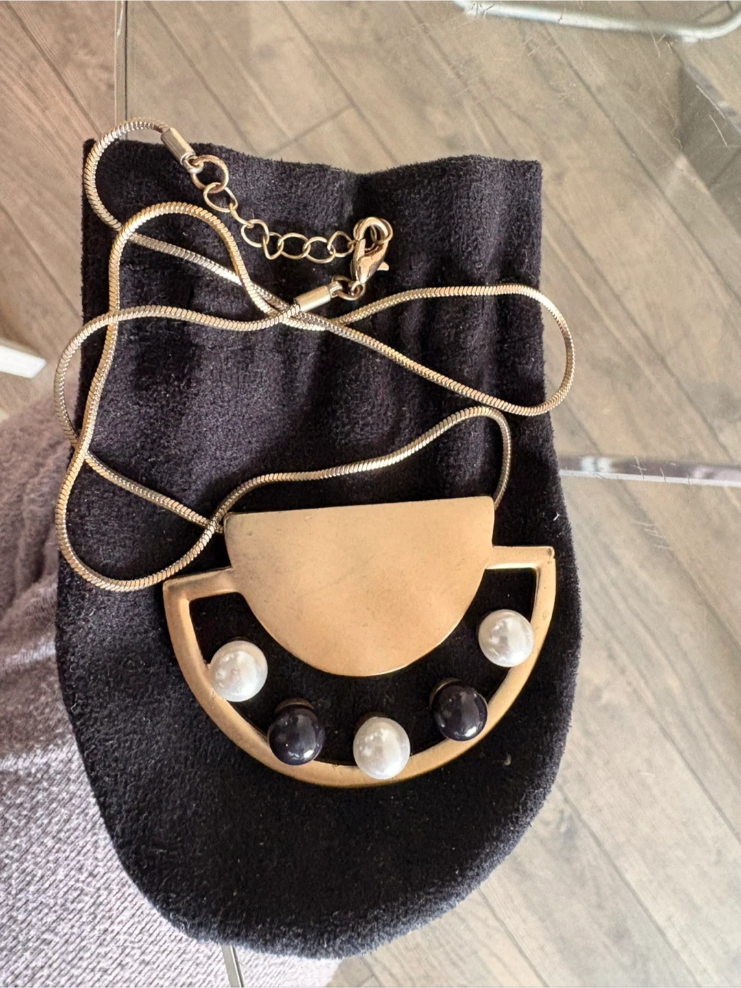 Gold Tone Necklace with Pearl Accents - photo 2