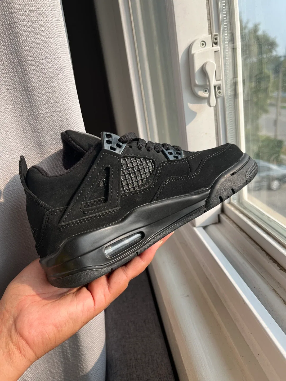 Jordan 4 Retro Black Cat image indicator(3)