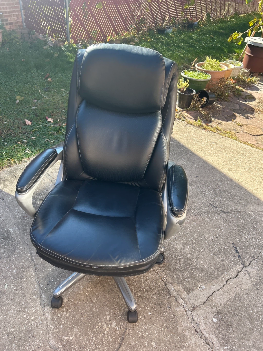 Serta Black Leather Office Chair - photo 2