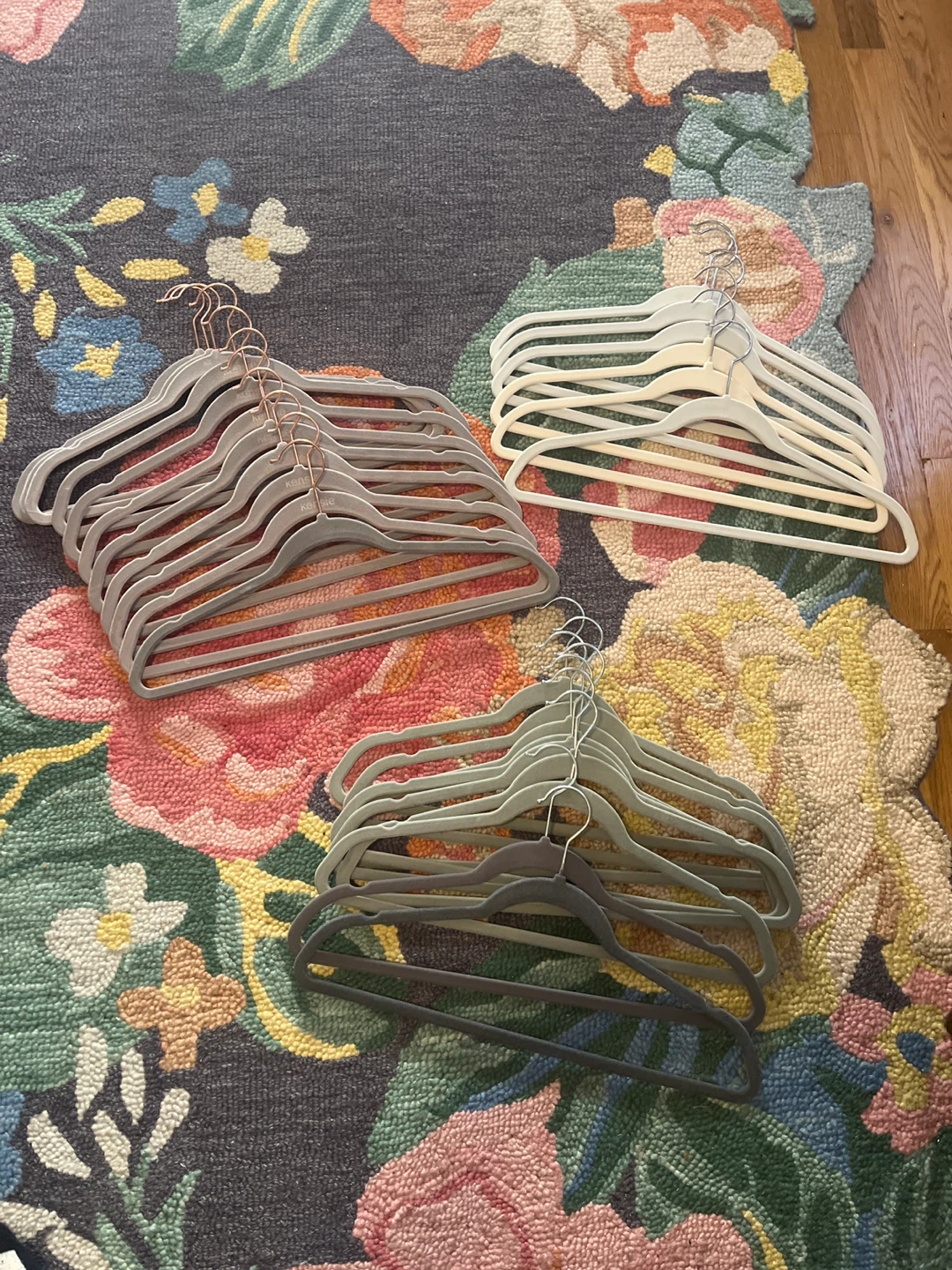 Kensie Velvet Hangers - Set of 25